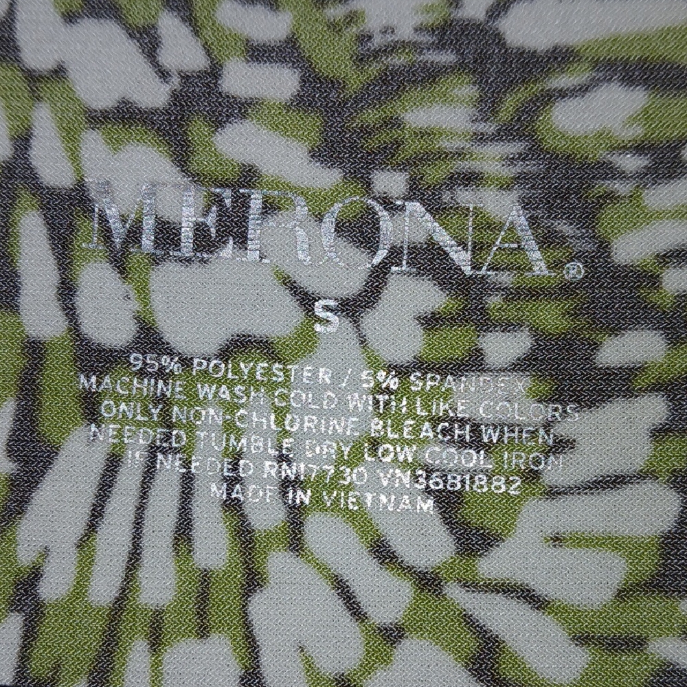 Patterned Top - Picture 5 of 7